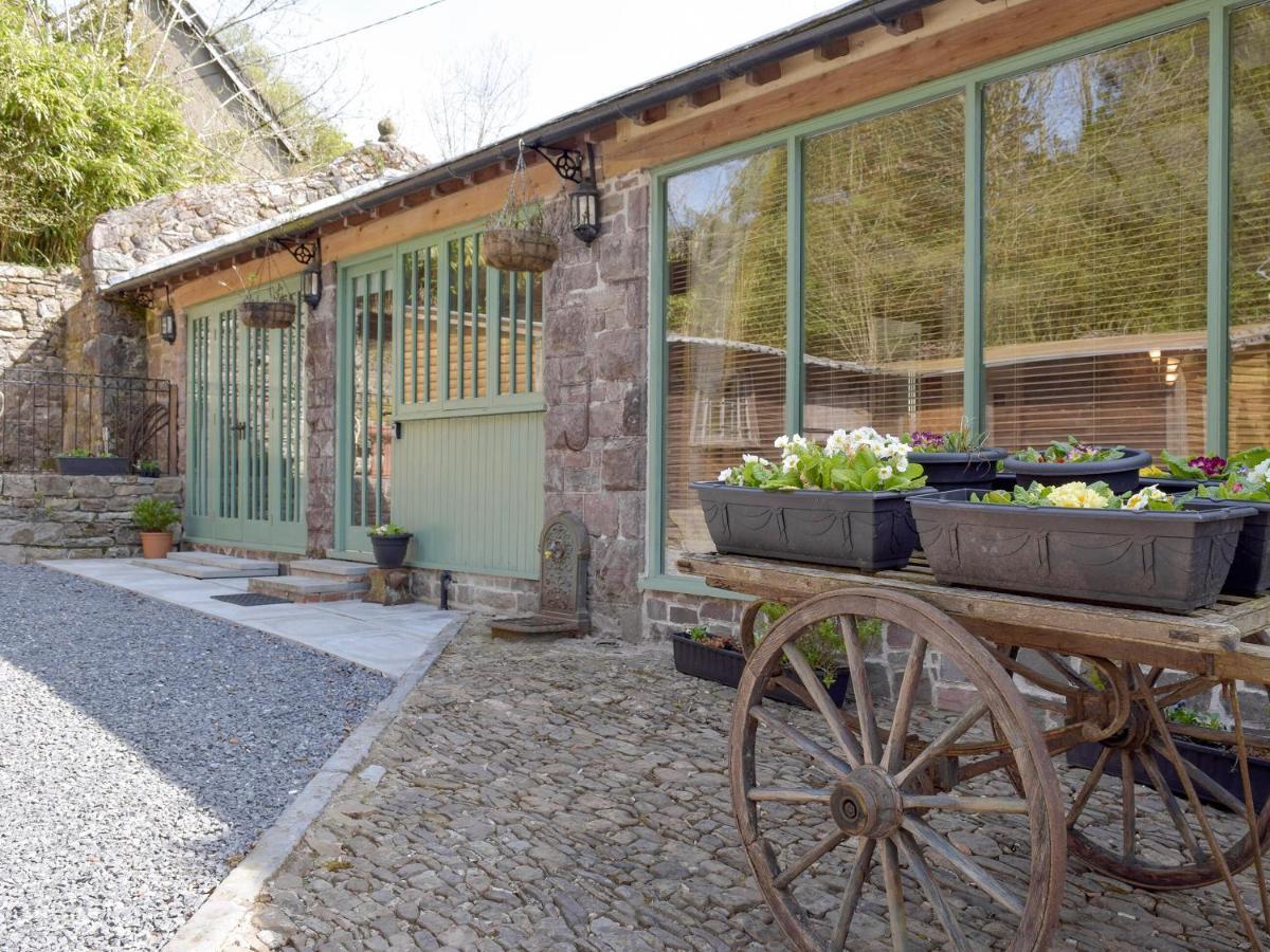 The Coach House At Stable Cottage Derwydd Eksteriør billede